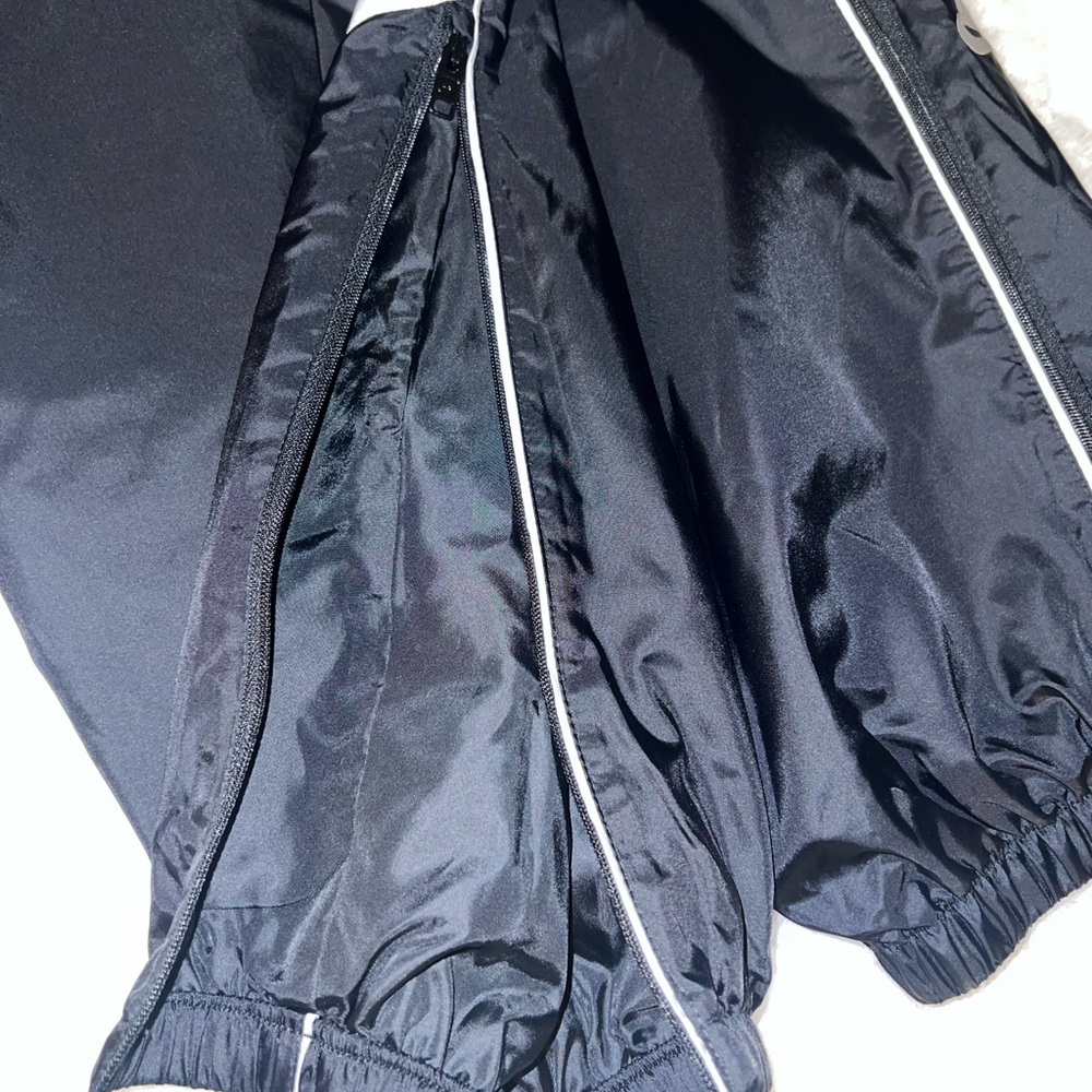 Nike Black and White Athletic Pants - Picture 11 of 11